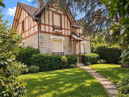 maison mantes la jolie 5 pièce(s) 130.97 m2 gare et centre ville et acces a13