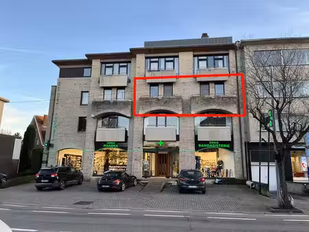 appartement 85m²; 2 ch  2e ét  ascenseur  parking  terrasse