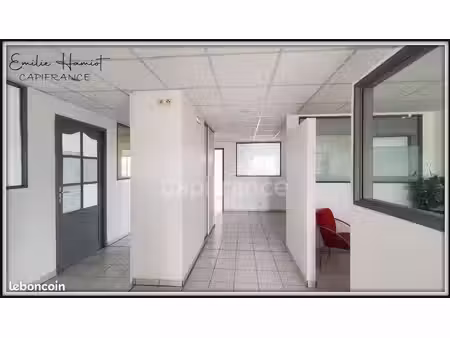 bureau 11 m²