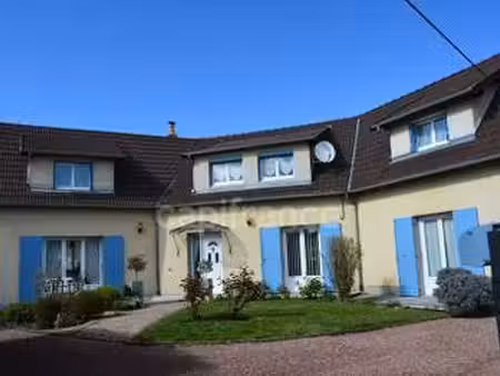 vente maison viager à cuffy (18150) : à vendre viager / 262m² cuffy