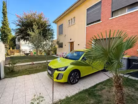 maison familiale avec garage et jardin – sans agence