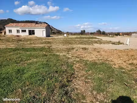 terrain 325 m² cornas