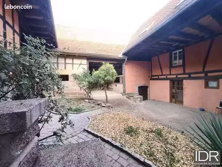 maison 9 pièces 227 m²
