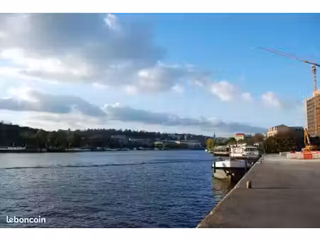 2 pièces 60 m²  au 2e vue sud-ouest seine sans vàv
