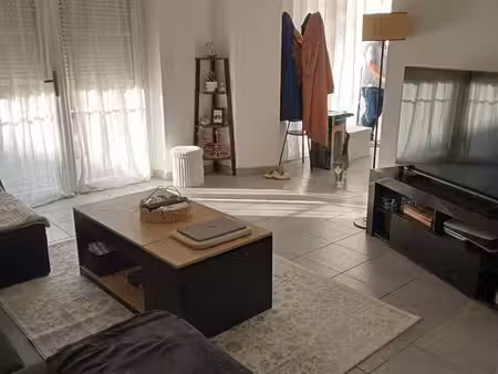 duplex t3 avec jardin à bretenoux (lot)
