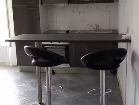 appartement meublé t2 + garage entre nersac/la couronne/saint michel