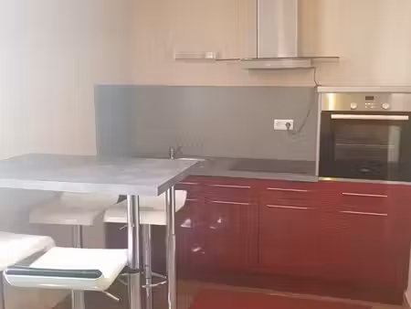 appartement t2 30 m² – bourges centre – exclusivement étudiant
