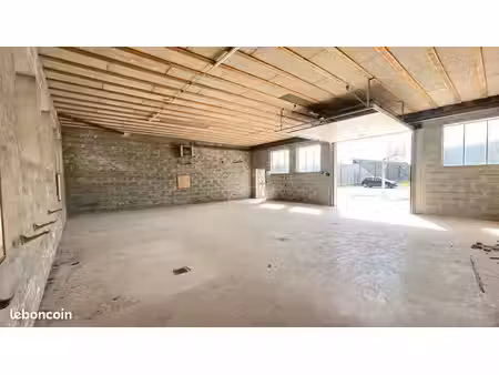 local chinon centre - 115 m²