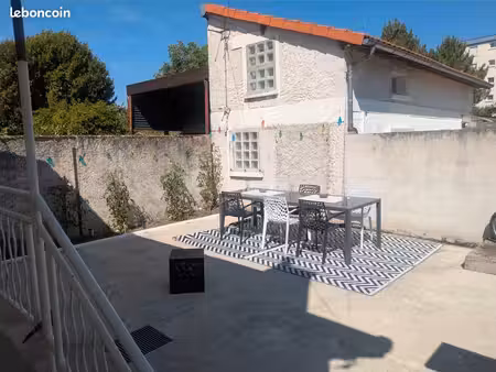 maison - 85m2 - 2 chambres - 2 jardins - chatellerault
