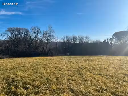 terrain 5 100 m² astaillac