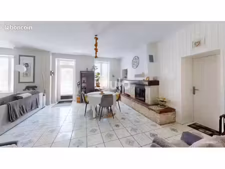 maison 5 pièces 153 m²