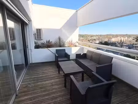 appartement récent dans immeuble design
