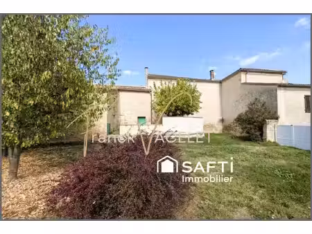 maison avec jardin clos  dépendances et fort potentiel