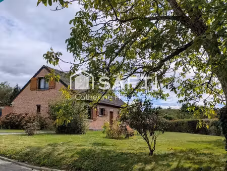 magnifique maison de 126 m2 sur un beau terrain arboré de 2865m2
