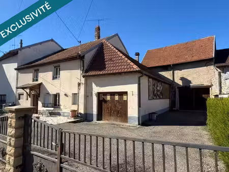 oyrieres maison ancienne avec garage et dépendance