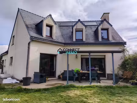 maison 7 pièces 165 m²