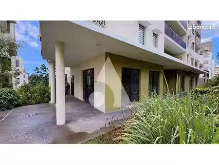 local commercial 87 m²