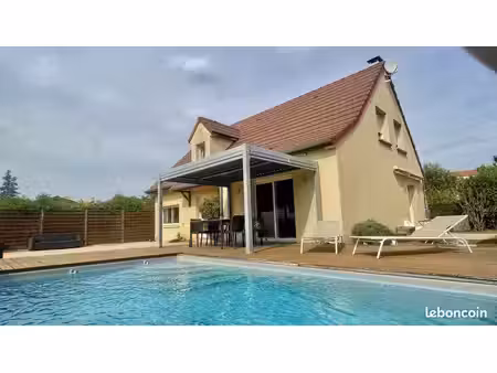quartier montmuzard–université - maison familiale avec piscine · 143 m² · 4 chambres + bur