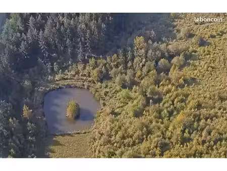 terrain de près de 2 hectares avec 3 bassins – aïssey (25360)