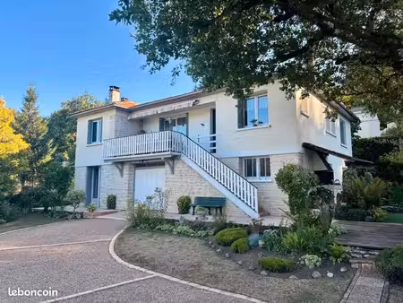 maison de caractère sur terrain clos