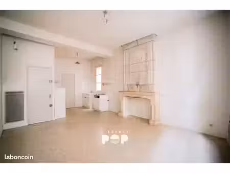 immeuble 4 pièces 100 m²