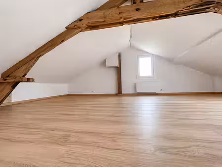 maison 3 pièces à louer à bergerac avec jardin