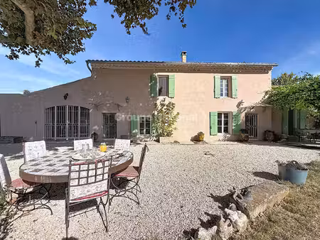 mas 251m² piscine terrain 7102m²
