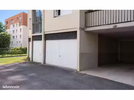 vend garage bagatelle