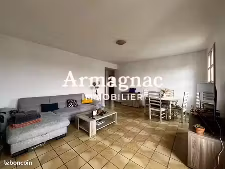 immeuble 15 pièces 350 m²