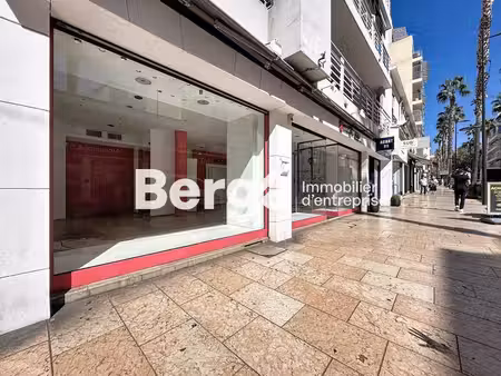 location commerce antibes 06600 58m²