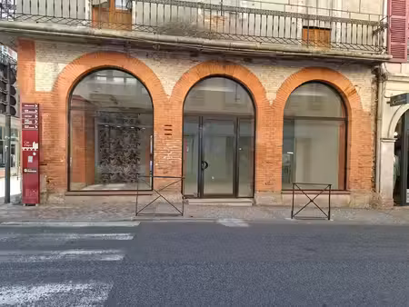 location commerce 40 m² à montauban (82000)