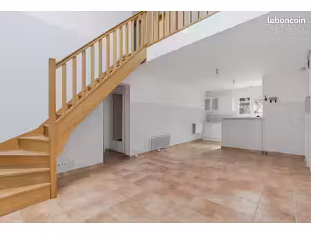 maison 4 pièces 77 m²