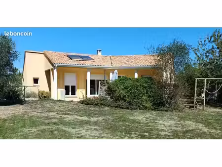 maison . 4 pièces. 110 m²