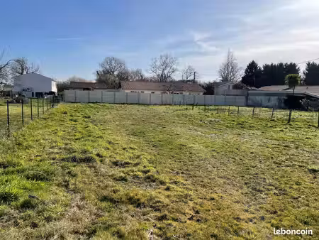 terrain 644 m² ludon medoc