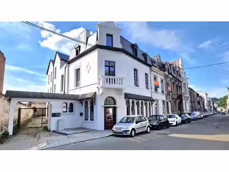 commerce et/ou bureaux  proximité gare/écoles/parc