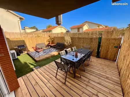 superbe t2 rénové 47 m² - grande terrasse - mios centre