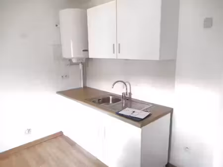 appartement 1 centre ville avec place parking privee
