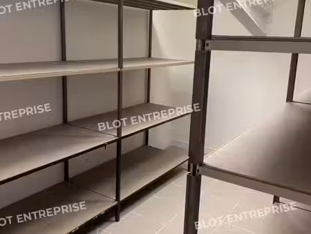 location entrepôt plouedern 29800 770m²