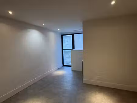 location commerce 18 m² à montpellier (34000)