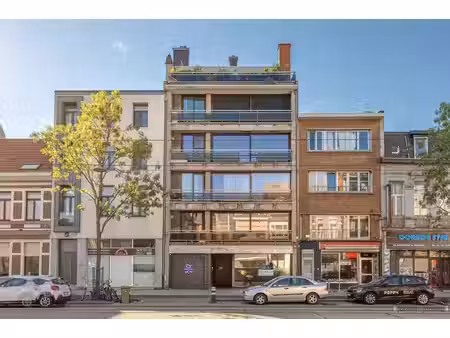 polyvalente handelsruimte met veel mogelijkheden op toplocatie!