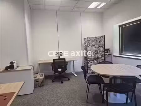 location bureau archamps 25 m²