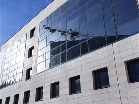 location bureau lyon 9ème (69009) 1 955 m²