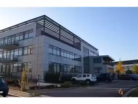 location bureau st priest 407 m²