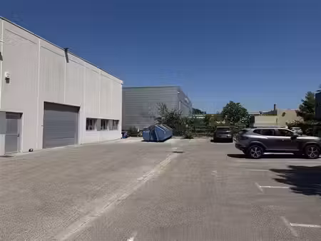 location local d'activités marseille 11ème (13011) 800 m²