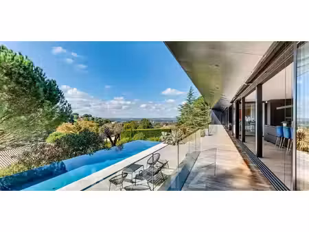 maison contemporaine avec piscine et terrasse lacroix-falgarde (31)