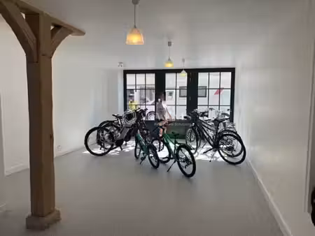 vente local d’activités 105m²
