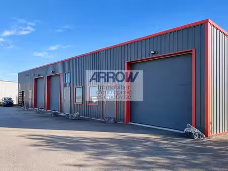 vente local d’activités 600m²