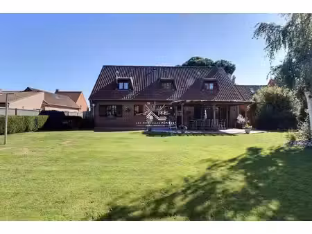 maison de luxe 6 chambres en vente à avelin  france