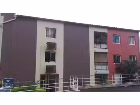 location appartement 1 pièce 36m² la possession 97419