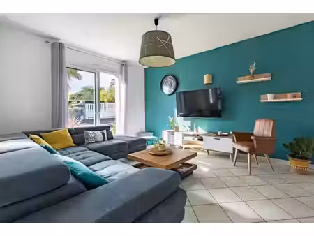 maison gorges 6 p . 4 chs . bureau . 126.3 m² . double garages . t 932 m² . terrasse . abr